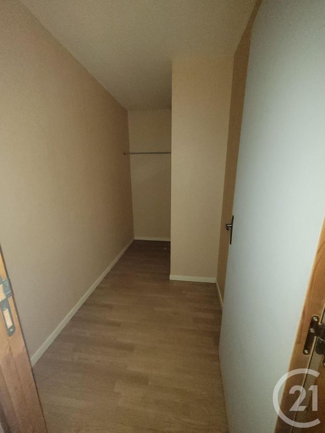 maison à louer - 4 pièces - 91.16 m2 - MONTVICQ - 03 - AUVERGNE - Century 21 Pasquet Immobilier