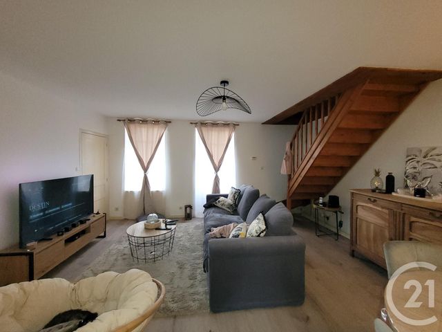 maison à louer - 4 pièces - 91.16 m2 - MONTVICQ - 03 - AUVERGNE - Century 21 Pasquet Immobilier