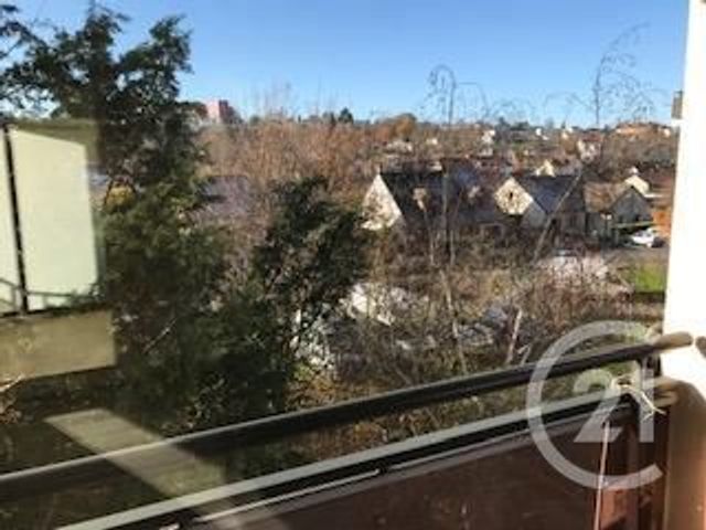 Appartement F3 à louer - 3 pièces - 76.01 m2 - MONTLUCON - 03 - AUVERGNE - Century 21 Pasquet Immobilier
