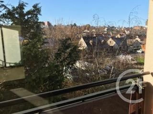 Appartement F3 à louer - 3 pièces - 76.01 m2 - MONTLUCON - 03 - AUVERGNE - Century 21 Pasquet Immobilier