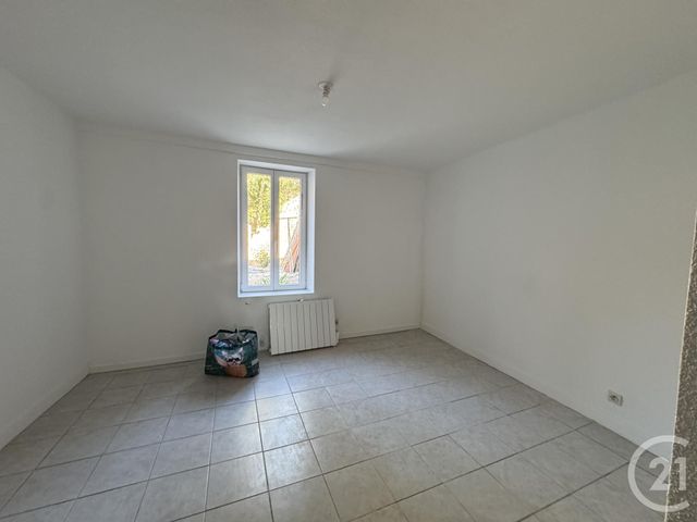 Appartement Autre à louer - 2 pièces - 35.98 m2 - MONTLUCON - 03 - AUVERGNE - Century 21 Pasquet Immobilier
