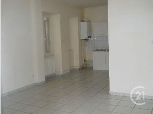 Appartement F3 à louer - 3 pièces - 65.68 m2 - COMMENTRY - 03 - AUVERGNE - Century 21 Pasquet Immobilier