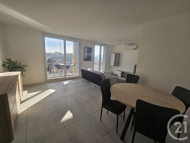 Appartement F3 à louer - 3 pièces - 77.24 m2 - MONTLUCON - 03 - AUVERGNE - Century 21 Pasquet Immobilier