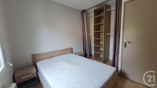 Appartement F3 à louer - 3 pièces - 46.0 m2 - MONTLUCON - 03 - AUVERGNE - Century 21 Pasquet Immobilier
