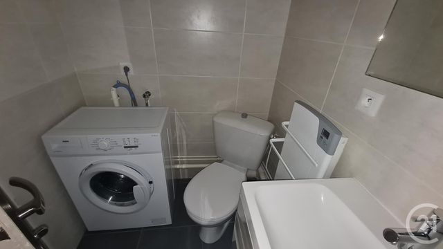 Appartement F3 à louer - 3 pièces - 46.0 m2 - MONTLUCON - 03 - AUVERGNE - Century 21 Pasquet Immobilier