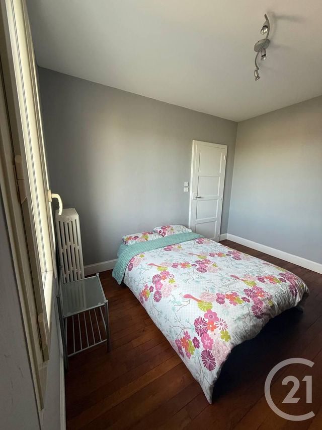 maison à louer - 5 pièces - 90.0 m2 - MONTLUCON - 03 - AUVERGNE - Century 21 Pasquet Immobilier