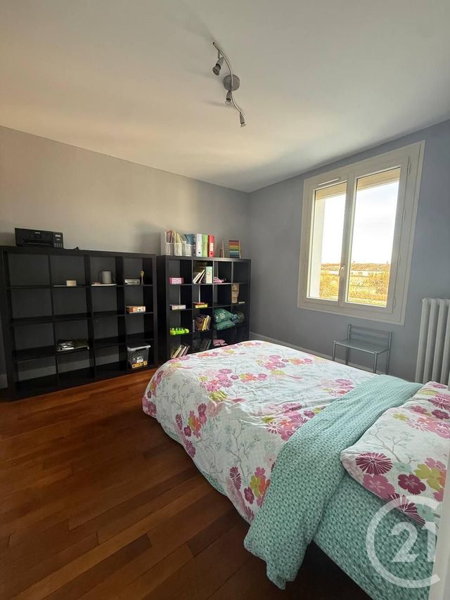 maison à louer - 5 pièces - 90.0 m2 - MONTLUCON - 03 - AUVERGNE - Century 21 Pasquet Immobilier