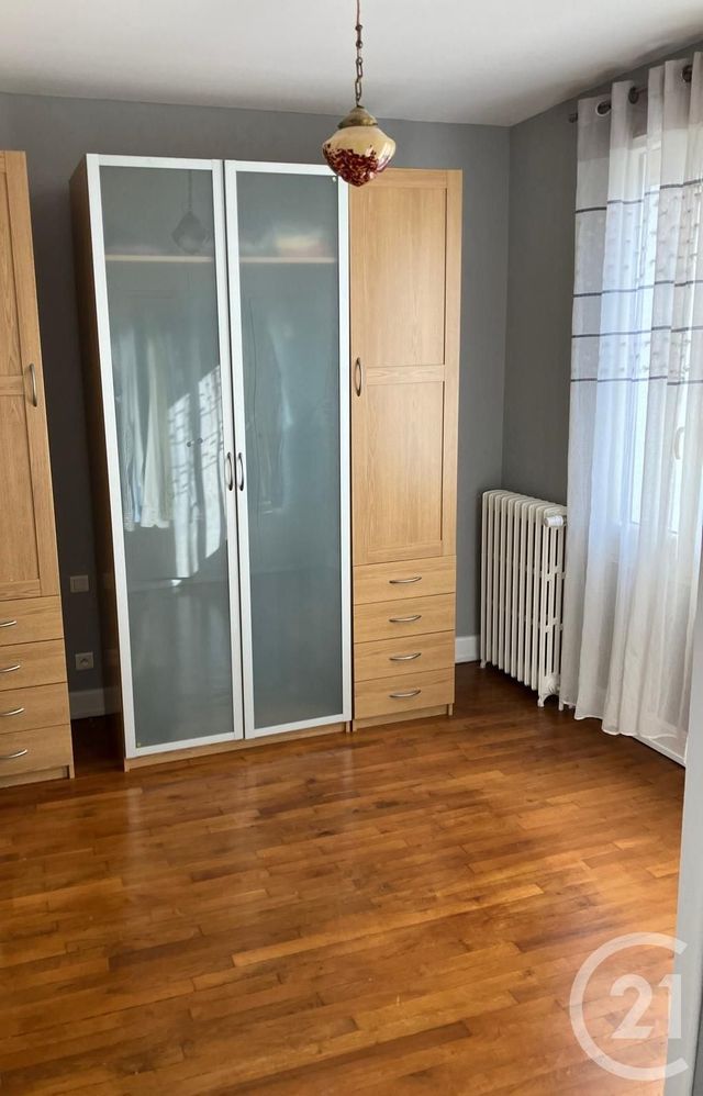 maison à louer - 5 pièces - 90.0 m2 - MONTLUCON - 03 - AUVERGNE - Century 21 Pasquet Immobilier