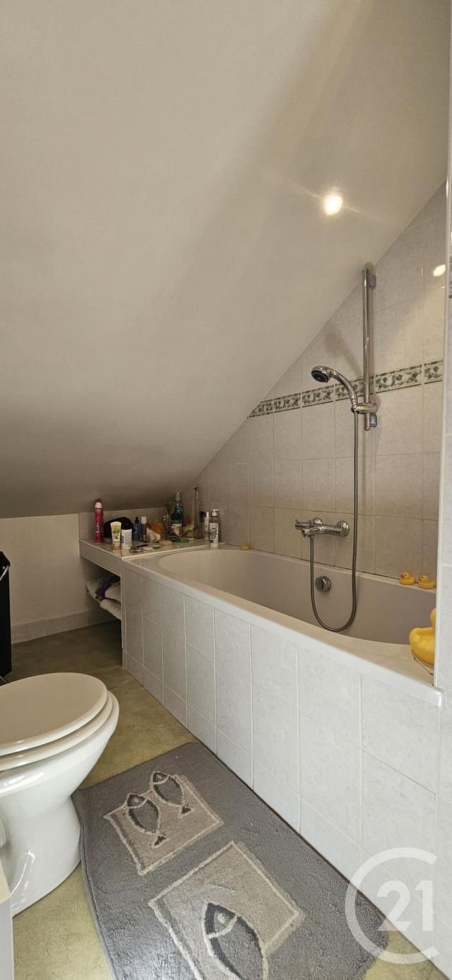 maison à louer - 5 pièces - 90.0 m2 - MONTLUCON - 03 - AUVERGNE - Century 21 Pasquet Immobilier