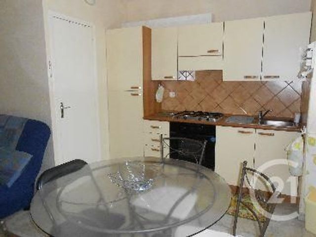 Appartement Studio à louer - 1 pièce - 17.5 m2 - MONTLUCON - 03 - AUVERGNE - Century 21 Pasquet Immobilier