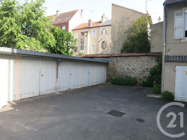 Parking à louer MONTLUCON