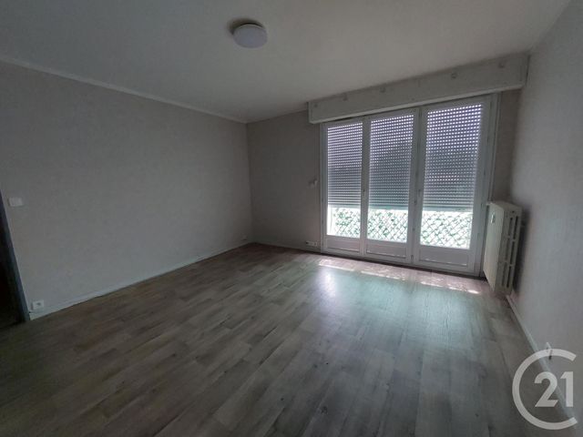 Appartement F3 à vendre - 3 pièces - 64.0 m2 - MONTLUCON - 03 - AUVERGNE - Century 21 Pasquet Immobilier