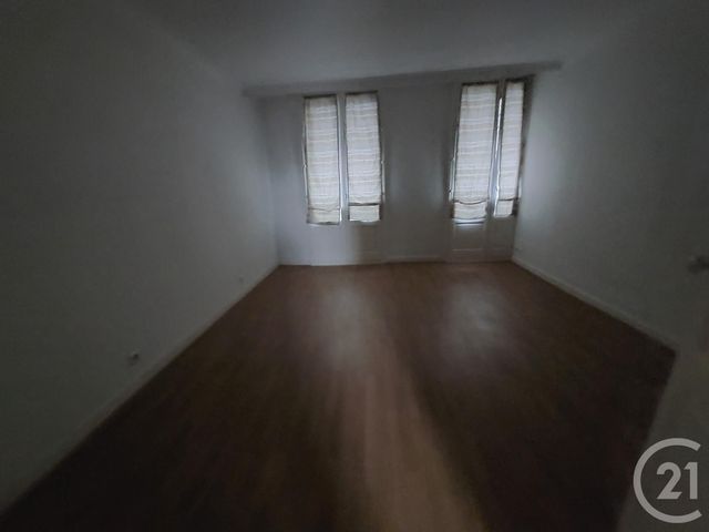 Appartement F4 à vendre - 4 pièces - 121.84 m2 - MONTLUCON - 03 - AUVERGNE - Century 21 Pasquet Immobilier