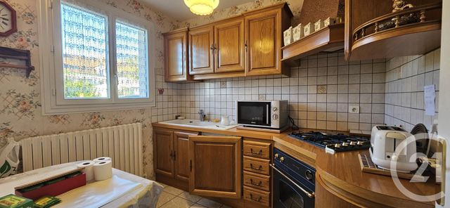 maison à vendre - 4 pièces - 95.8 m2 - COMMENTRY - 03 - AUVERGNE - Century 21 Pasquet Immobilier