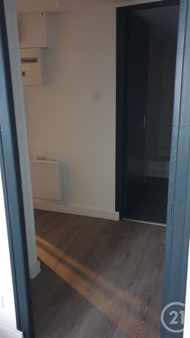 Appartement Studio à louer - 1 pièce - 21.2 m2 - MONTLUCON - 03 - AUVERGNE - Century 21 Pasquet Immobilier