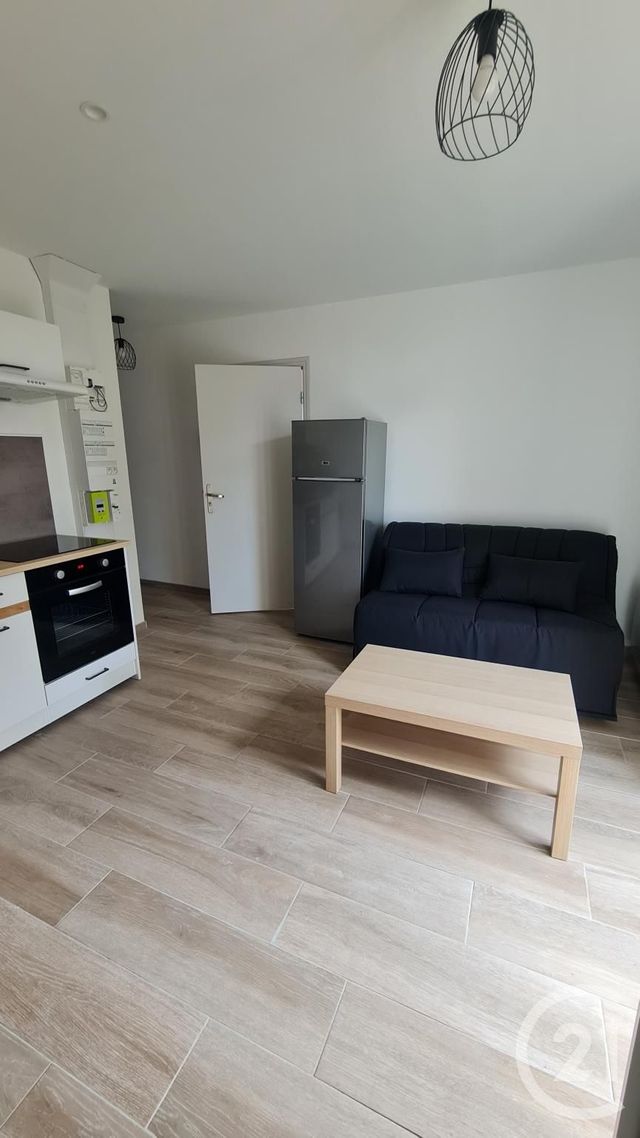 Appartement F4 à louer - 2 pièces - 30.55 m2 - MONTLUCON - 03 - AUVERGNE - Century 21 Pasquet Immobilier