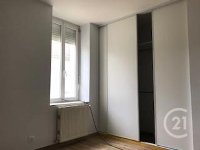Appartement F3 à louer - 3 pièces - 43.45 m2 - DESERTINES - 03 - AUVERGNE - Century 21 Pasquet Immobilier