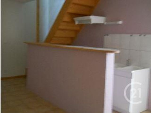 Appartement F2 à louer - 2 pièces - 45.8 m2 - COMMENTRY - 03 - AUVERGNE - Century 21 Pasquet Immobilier
