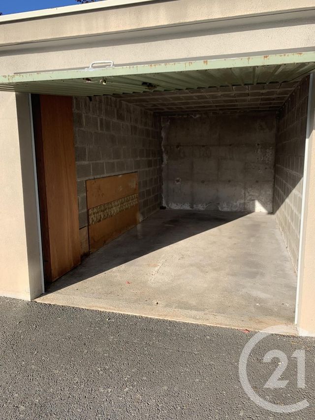 parking à louer - 14.05 m2 - MONTLUCON - 03 - AUVERGNE - Century 21 Pasquet Immobilier