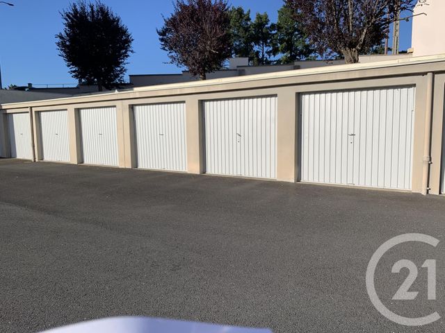 parking à louer - 14.05 m2 - MONTLUCON - 03 - AUVERGNE - Century 21 Pasquet Immobilier