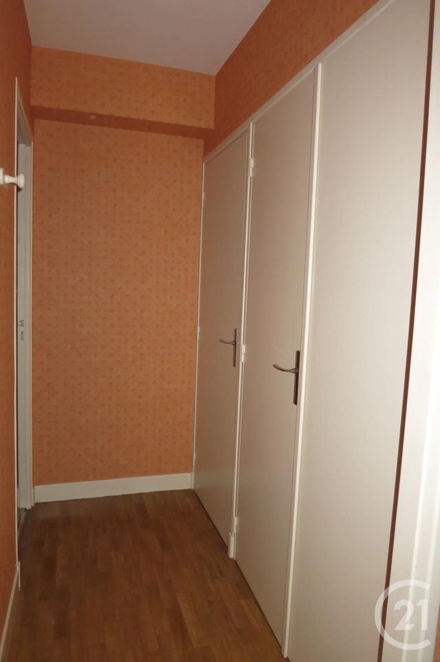 Appartement F1 à vendre - 1 pièce - 30.21 m2 - MONTLUCON - 03 - AUVERGNE - Century 21 Pasquet Immobilier