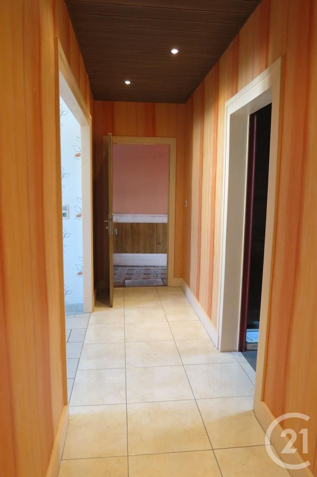 Appartement F3 à louer - 3 pièces - 80.0 m2 - MONTLUCON - 03 - AUVERGNE - Century 21 Pasquet Immobilier