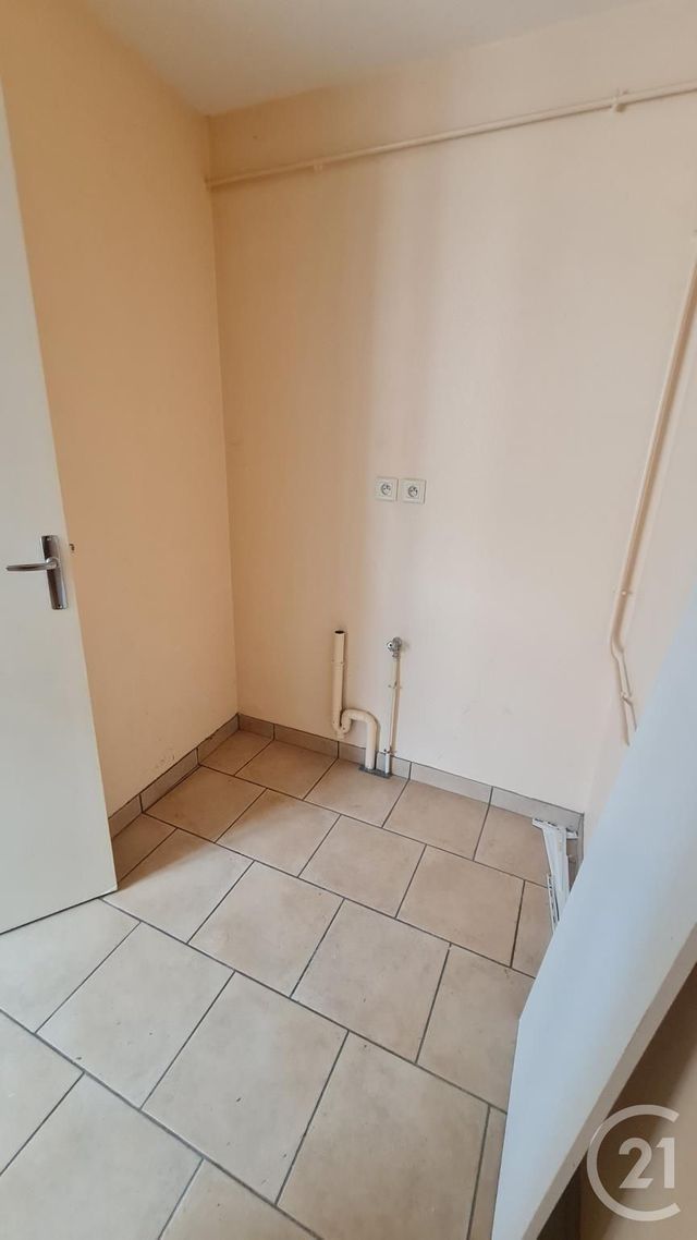 maison à louer - 4 pièces - 91.36 m2 - DESERTINES - 03 - AUVERGNE - Century 21 Pasquet Immobilier