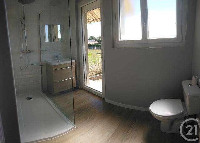maison à louer - 2 pièces - 46.0 m2 - VILLEBRET - 03 - AUVERGNE - Century 21 Pasquet Immobilier