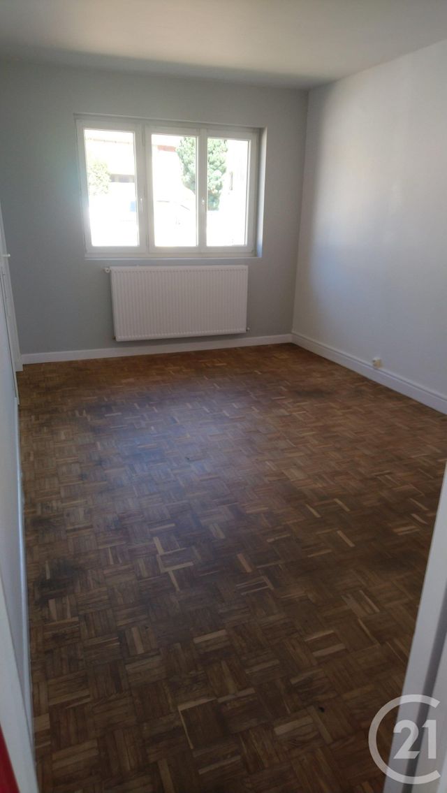 maison à louer - 2 pièces - 46.0 m2 - VILLEBRET - 03 - AUVERGNE - Century 21 Pasquet Immobilier